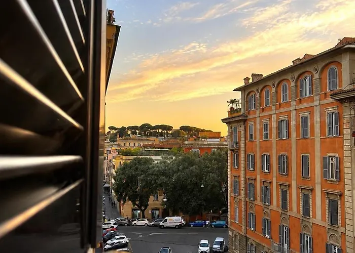 Leonard Vatican House Рим